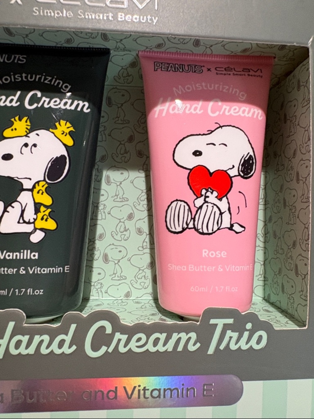 Peanuts x Célavi Moisturizing Hand Cream Trio - Red, Black, Pink - Picture 5 of 8